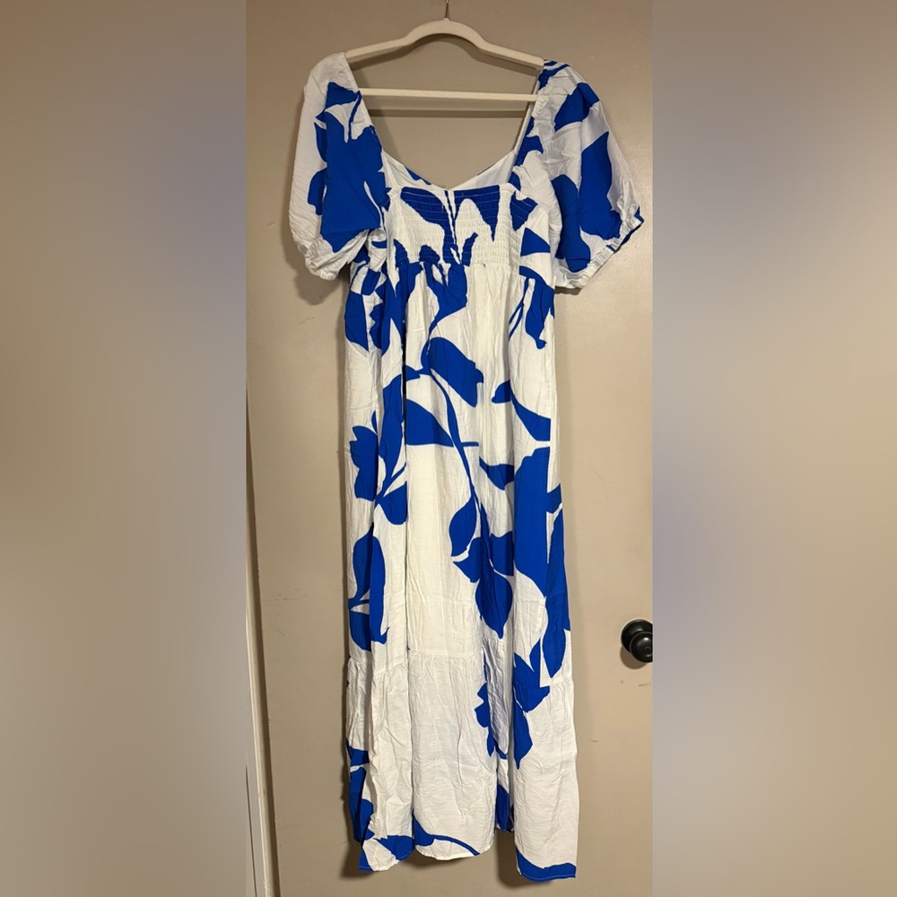 Nine West White and Blue Smocked Dress